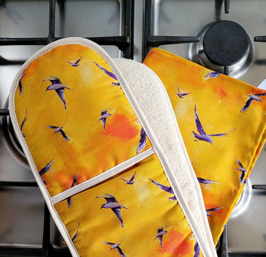Gulls oven gloves