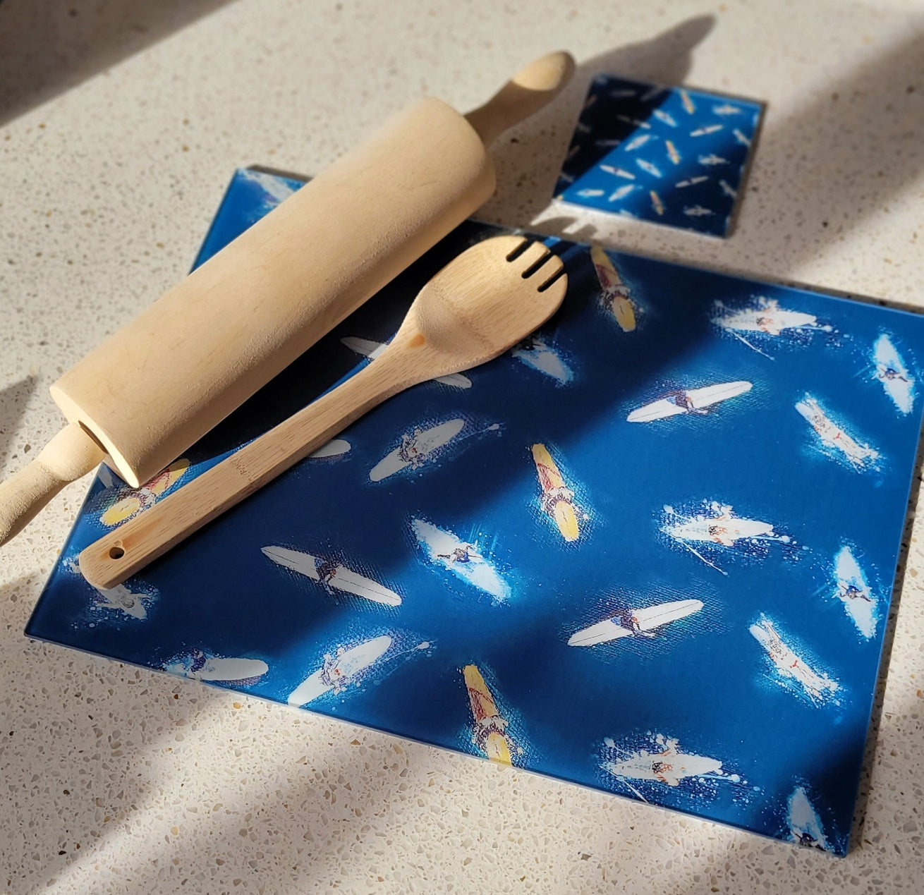 Aerial Surfer Multi Worktop Savers, Table Mats and Coasters